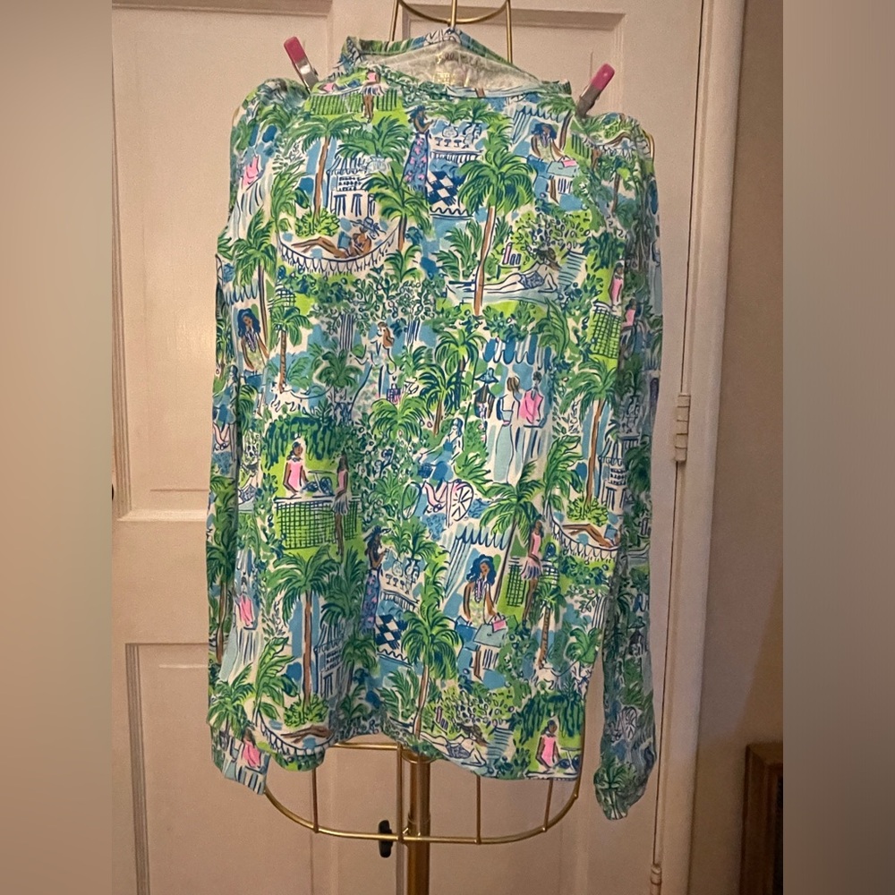 Girls pajama top size 14. Bottoms not included. Brand new.